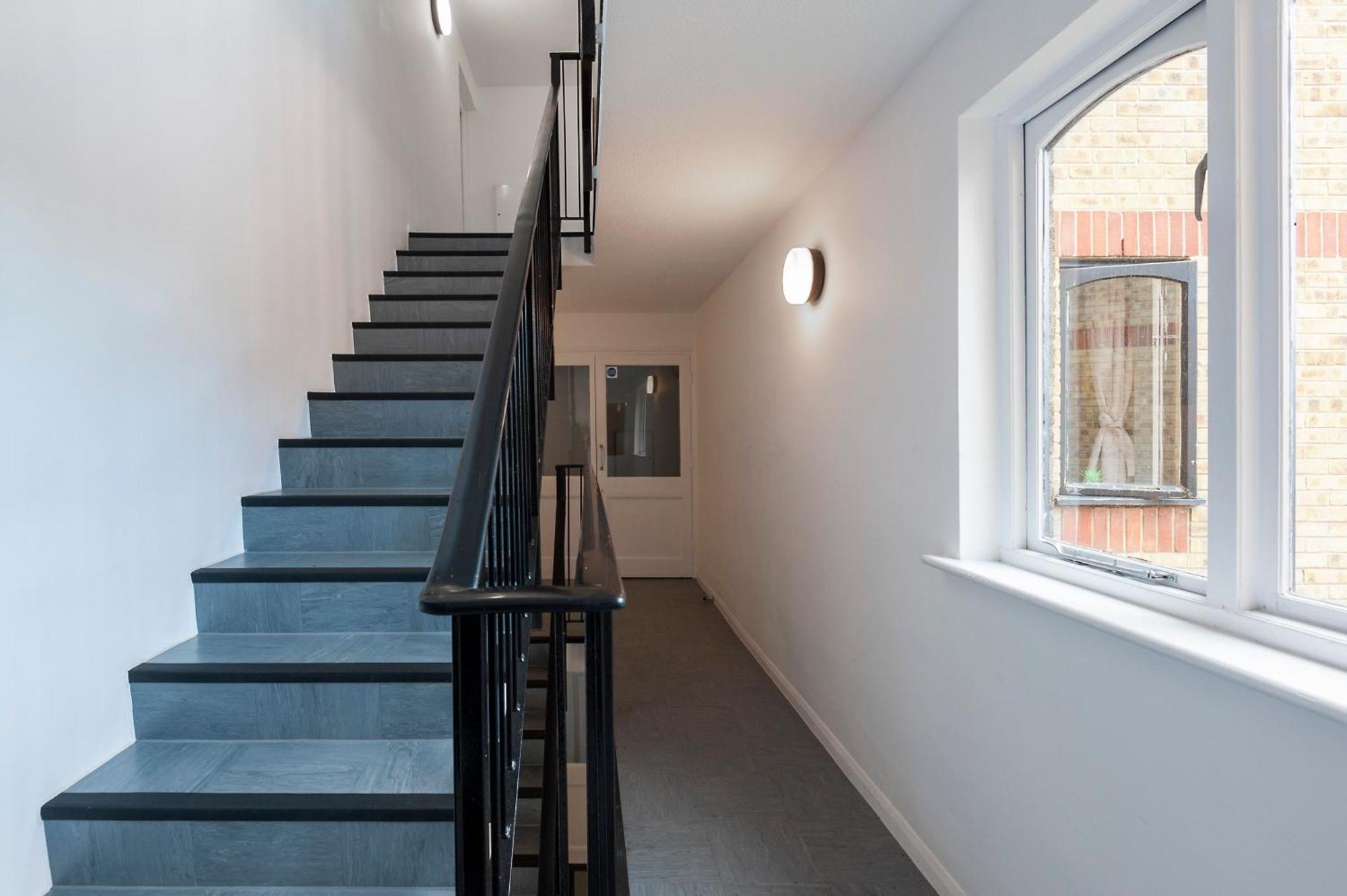 Cosy 2 Bdr Flat With Free Parking Near Tower Bridge London